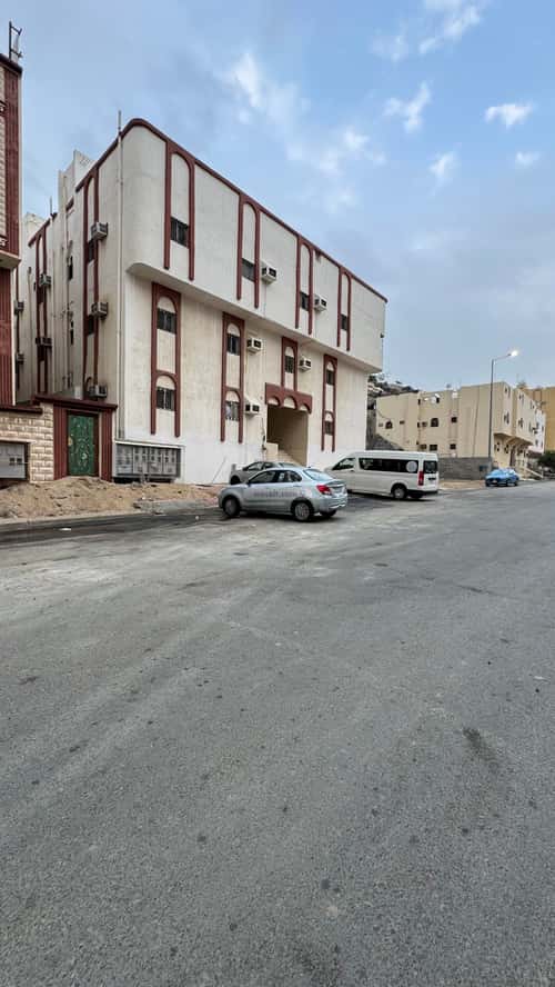 عمارة 750 متر مربع واجهة جنوبية جبل النور، مكة المكرمة