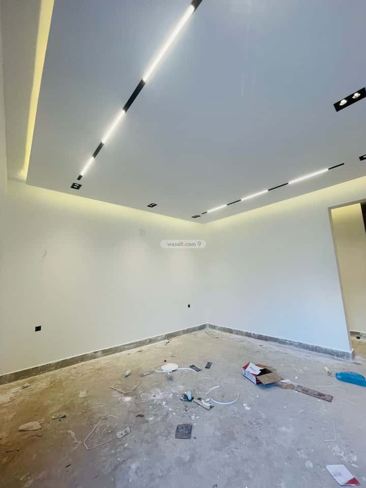 Floor 223.99 SQM with 5 Bedrooms Al Munisiyah, East Riyadh, Riyadh