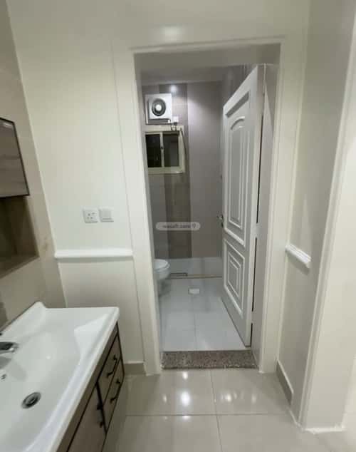 شقة 170 متر مربع ب 5 غرف الورود، جنوب جدة، جدة