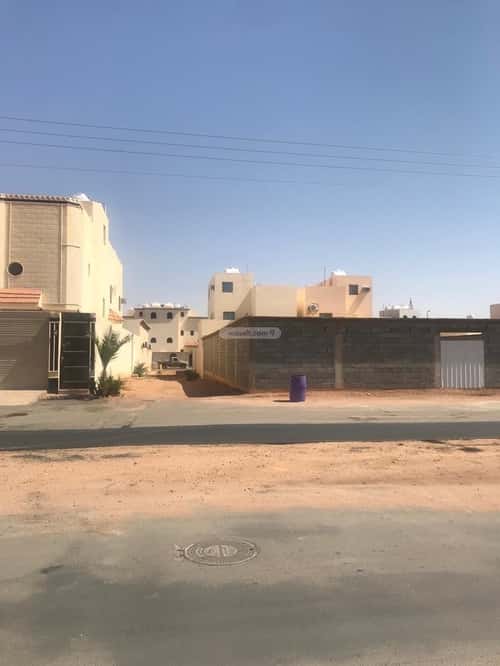 Land 600 SQM Facing North West on 25m Width Street Al-Nafil, Hayil