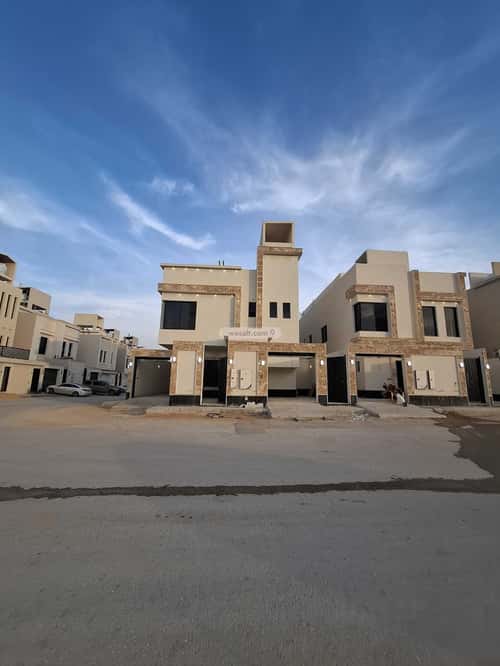 Floor with 5 Bedrooms Bader, South Riyadh, Riyadh