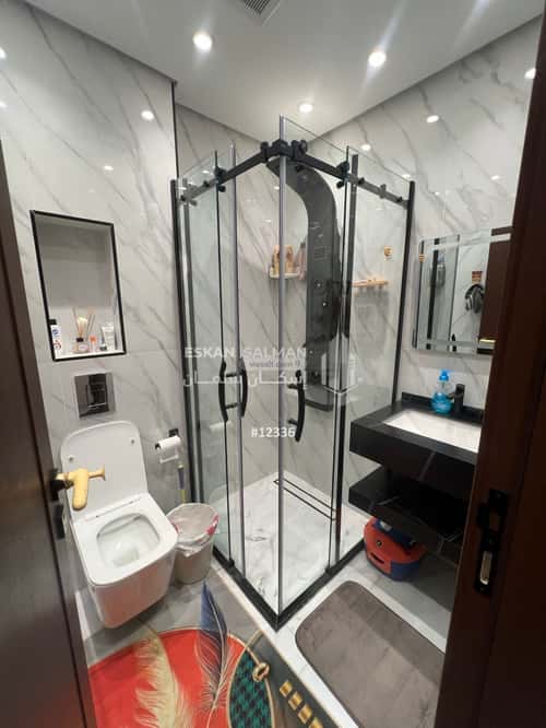 Apartment 251 SQM with 7 bedrooms الكورنيش، الخبر