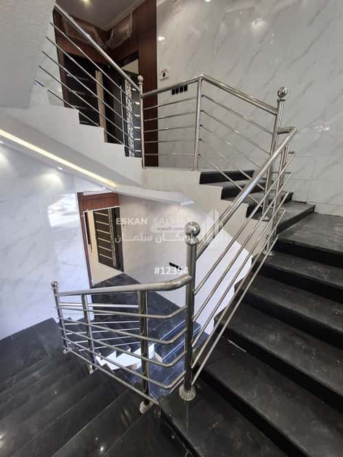 Floor 166.75 SQM with 5 Bedrooms Al Safa, Abha