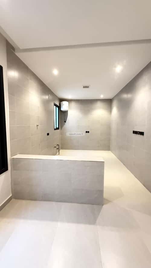 Floor with 5 Bedrooms Bader, South Riyadh, Riyadh