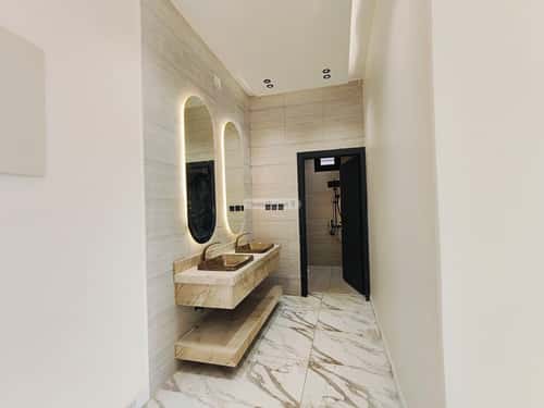 فيلا 540 متر مربع شرقية على شارع 20م القافلة، خميس مشيط