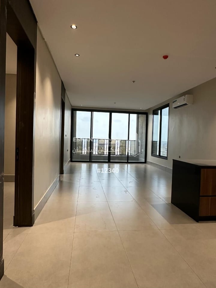 Apartment 184.08 SQM with 6 Bedrooms Al Jamiyin, Dammam