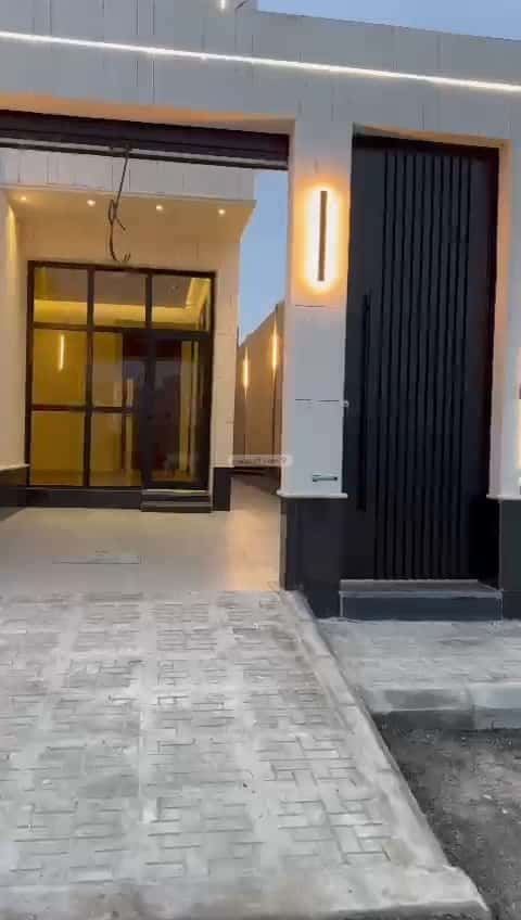 Floor 187.73 SQM with 5 Bedrooms Dahiat Namar, West Riyadh, Riyadh