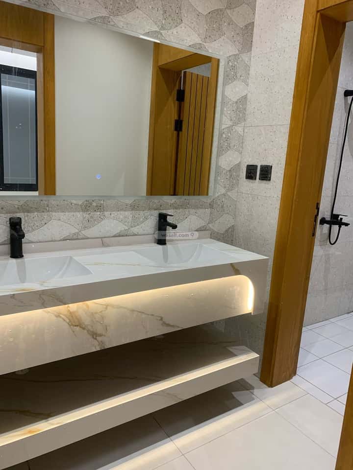 Building 625 SQM Facing North Ar Riyadh, North Jeddah, Jeddah