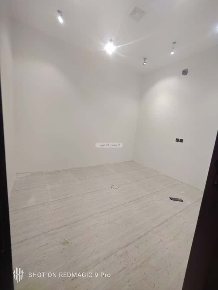 Villa 265.64 SQM Facing South East on 15m Width Street Tuwaiq, West Riyadh, Riyadh