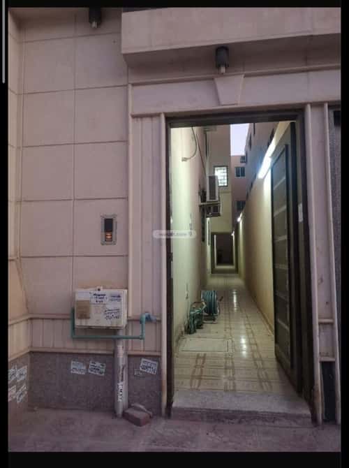 فيلا 375 متر مربع شمالية على شارع 15م الرمال، شرق الرياض، الرياض