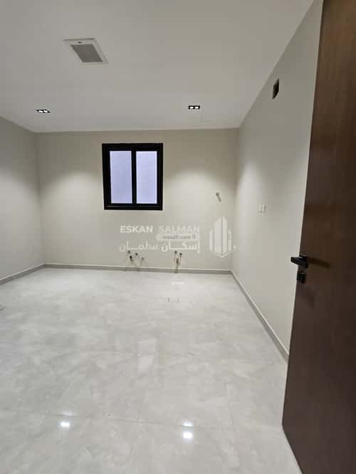 Floor 208.33 SQM with 5 Bedrooms Al Janadriyah, East Riyadh, Riyadh