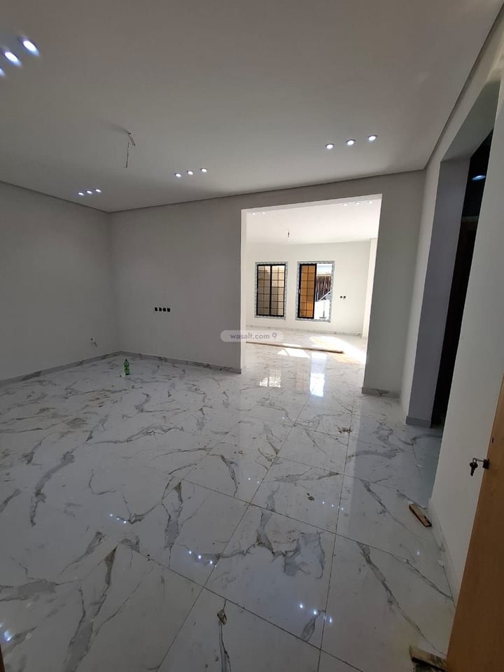 Villa 275 SQM Facing West on 17m Width Street Ar Rahmanyah, East Jeddah, Jeddah