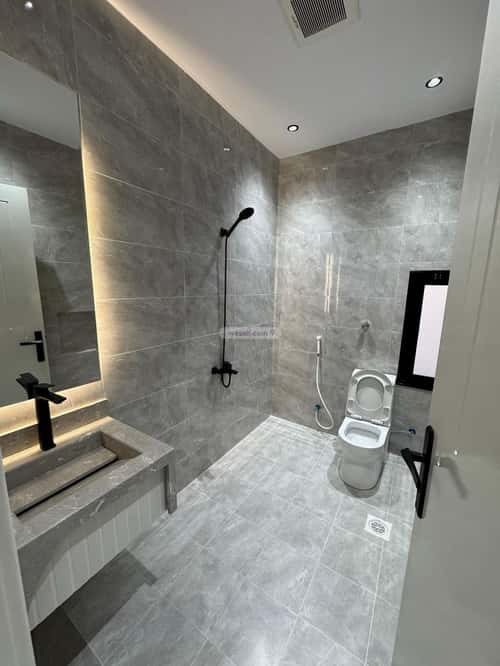 فيلا 361 متر مربع جنوبية على شارع 15م الرحبة، الطائف