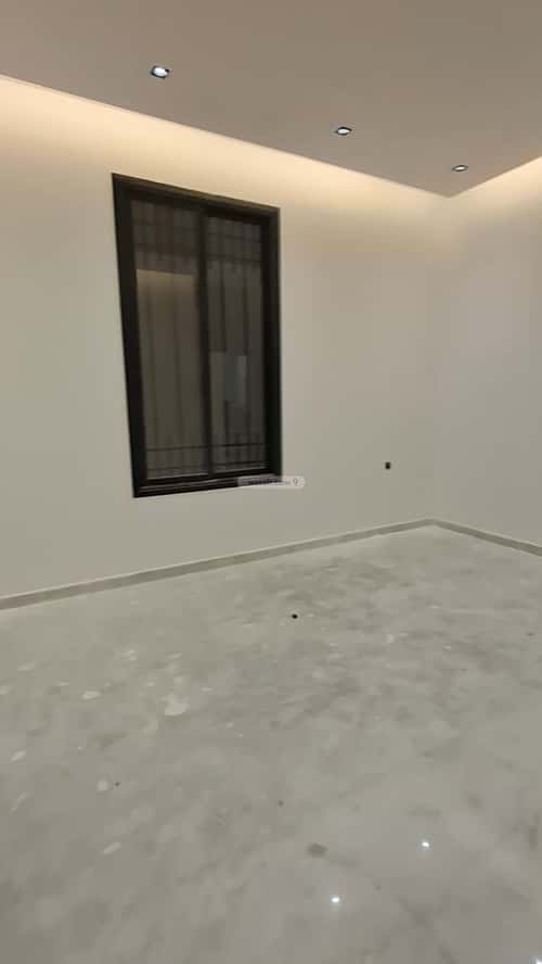 فيلا 297 متر مربع جنوبية على شارع 15م القادسية، شرق الرياض، الرياض