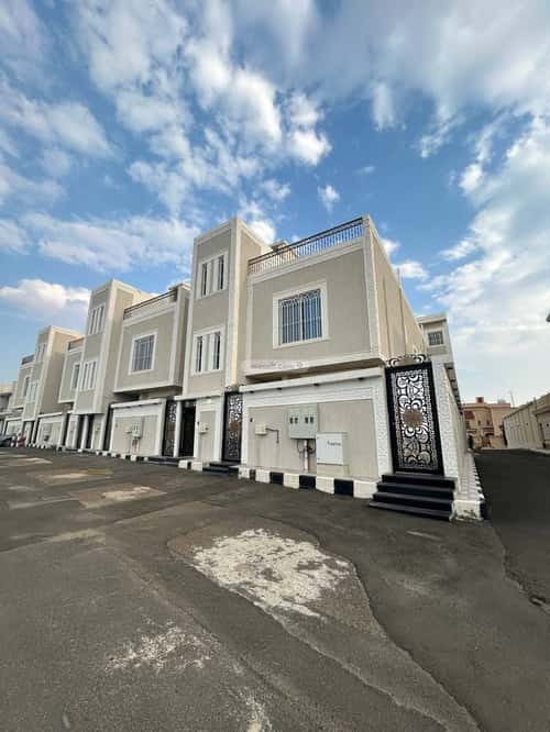 شقة 361.22 متر مربع ب 5 غرف الجامعيين، خميس مشيط