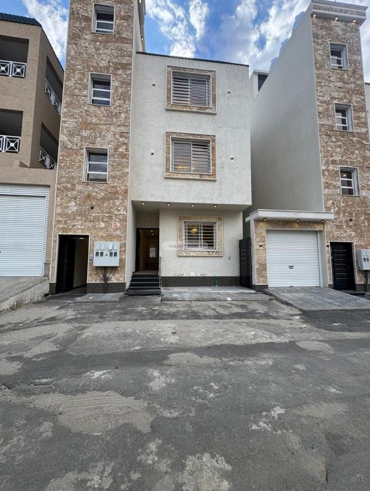 Apartment 227.67 SQM with 5 Bedrooms Al Ghadir, Abha