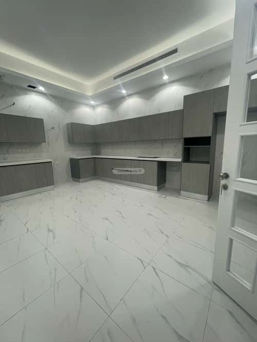 Villa 434.63 SQM Facing South with 5 Bedrooms Al Sheraa, North Jeddah, Jeddah