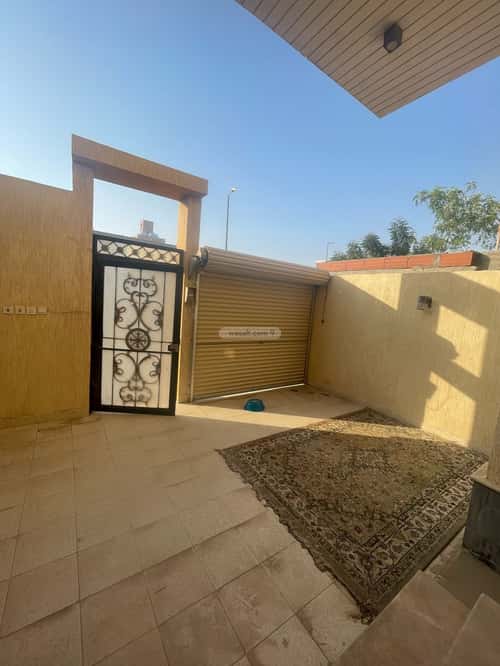 Villa 200 SQM Facing North on 15m Width Street Al Alo'Lo', North Jeddah, Jeddah