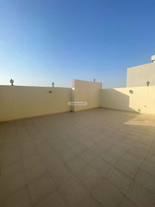 Villa 200 SQM Facing North on 15m Width Street Al Alo'Lo', North Jeddah, Jeddah