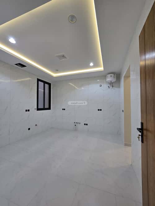 Apartment with 6 Bedrooms Al-Sharafiya, Abha