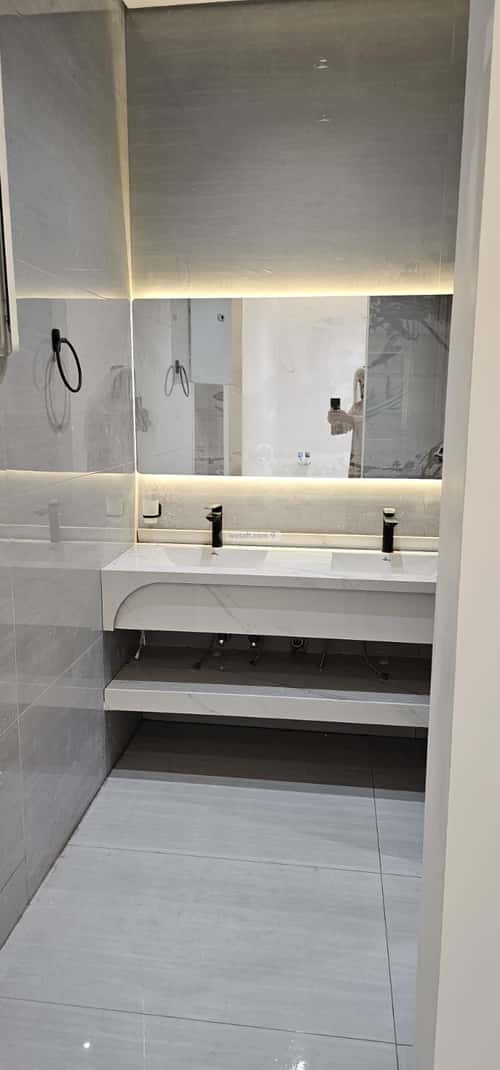 Villa 250 SQM Facing South on 12m Width Street Industrial City, Madinah