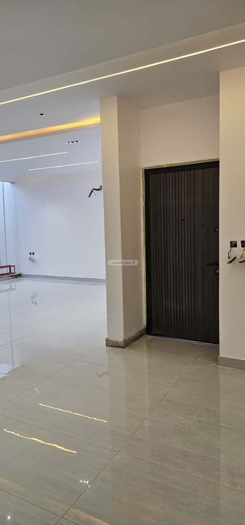Villa 250 SQM Facing South on 12m Width Street Industrial City, Madinah