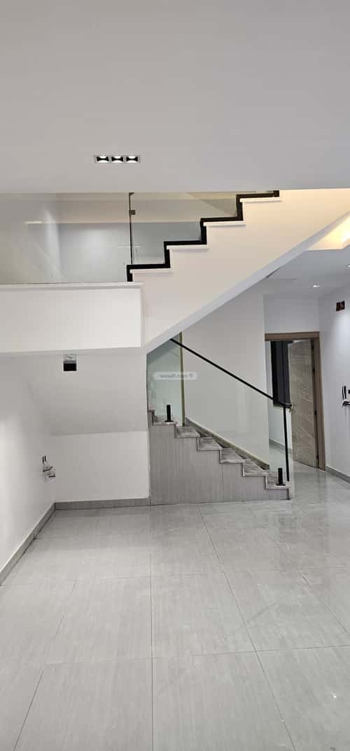 فيلا 250 متر مربع جنوبية على شارع 12م المدينة الصناعية، المدينة المنورة