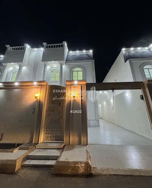فيلا 367.57 متر مربع شمالية على شارع 15م السناح، الطائف