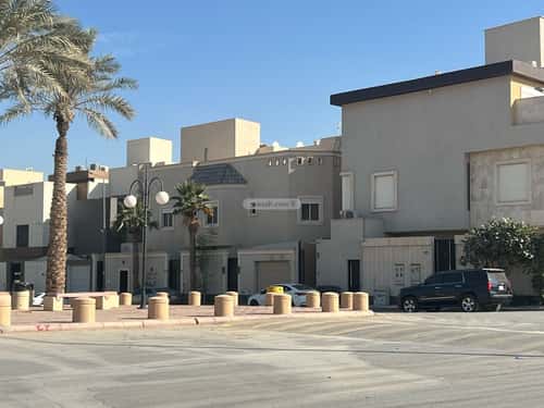 Apartment 400 SQM with 3 Bedrooms Irqah, West Riyadh, Riyadh