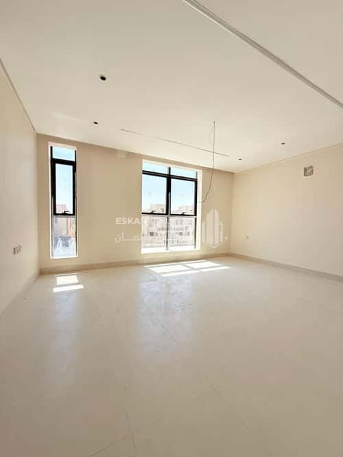 Villa 300 SQM Facing West on 24m Width Street Al Aroobah, Aldammam