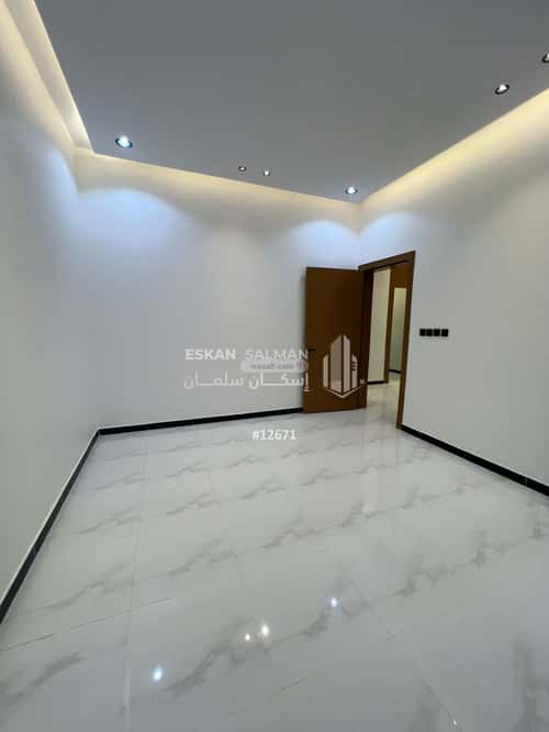 Floor 233.02 SQM with 6 Bedrooms Al-Janadriyah, East Riyadh, Riyadh