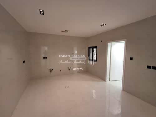 فيلا 375 متر مربع شرقية على شارع 25م الزهور، أبها