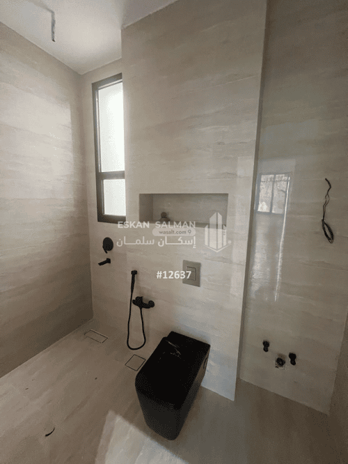Apartment 186.24 SQM with 5 Bedrooms Al-Janadriyah, East Riyadh, Riyadh