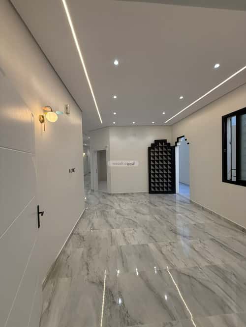 Apartment 239 SQM with 5 Bedrooms Al Khuzama, Hayil