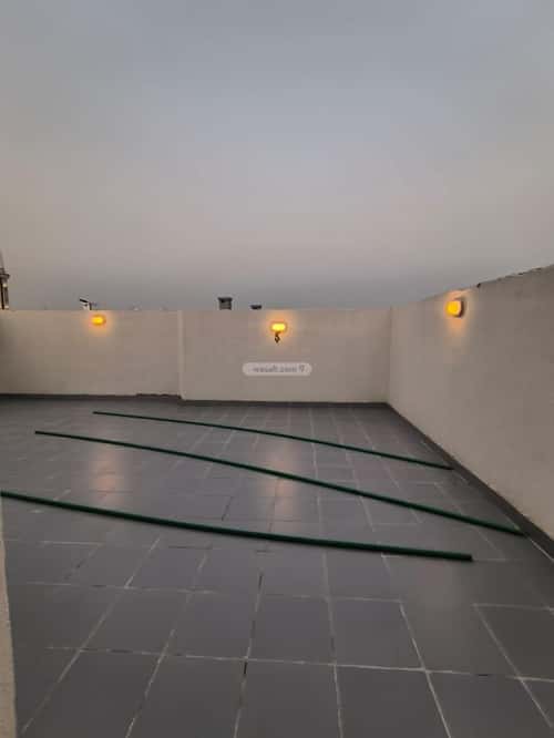 Villa 290 SQM with 1 Apartment Facing East As Salhiyah, East Jeddah, Jeddah