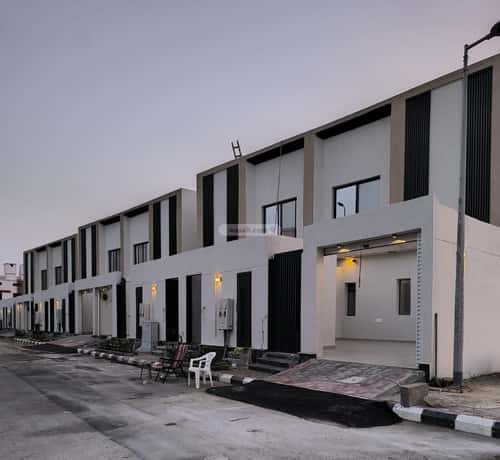 Villa 290 SQM with 1 Apartment Facing East Al Salyhyah, East Jeddah, Jeddah