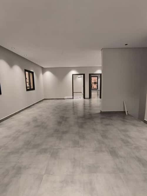 Villa 290 SQM with 1 Apartment Facing East Al Salyhyah, East Jeddah, Jeddah