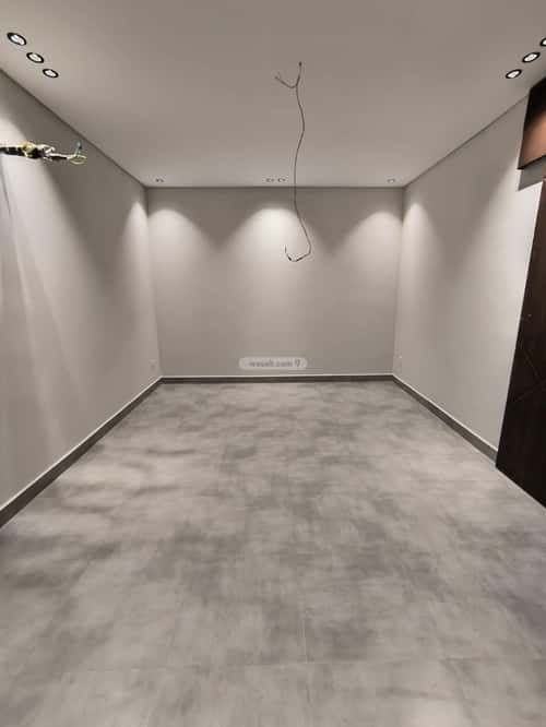 Villa 318 SQM Facing East on 15m Width Street Al Salyhyah, East Jeddah, Jeddah