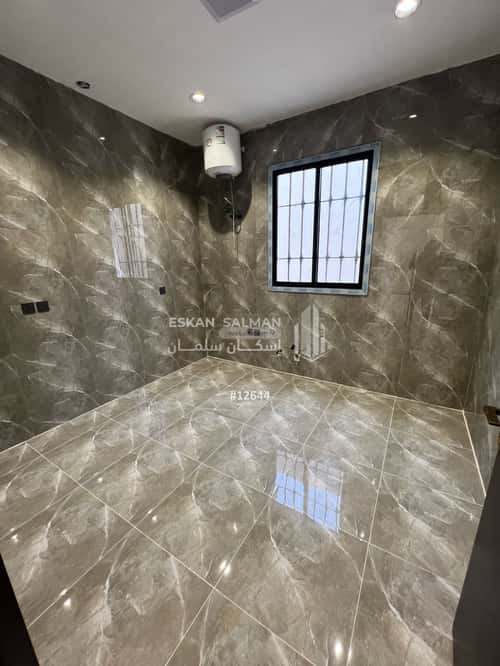 Floor 146.28 SQM with 6 Bedrooms Al- Nadwah, East Riyadh, Riyadh