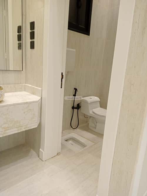 Apartment 211.85 SQM with 6 Bedrooms Al-Yarmouk, Khamis Mushait