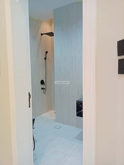 Apartment 211.85 SQM with 6 Bedrooms Al-Yarmouk, Khamis Mushait