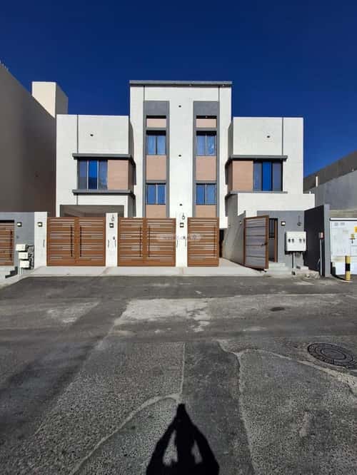 Apartment 281.9 SQM with 7 Bedrooms Al-Yarmouk, Khamis Mushait