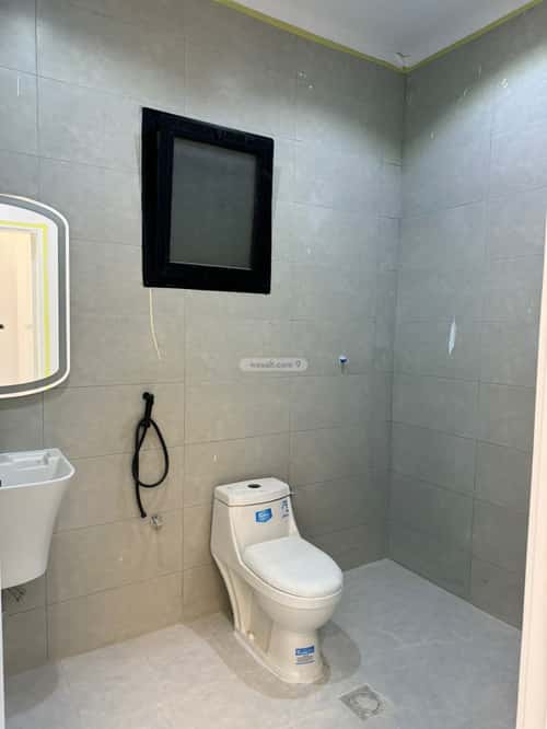 دور 300 متر مربع ب 5 غرف الصناعية، المدينة المنورة