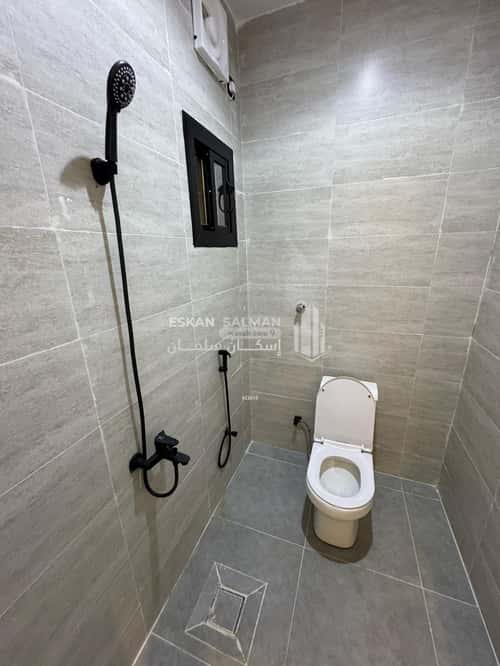 فيلا 370.11 متر مربع شمالية على شارع 10م الواسط، الطائف