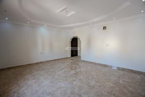 Apartment 214.38 SQM with 6 Bedrooms Teebh, Aldammam