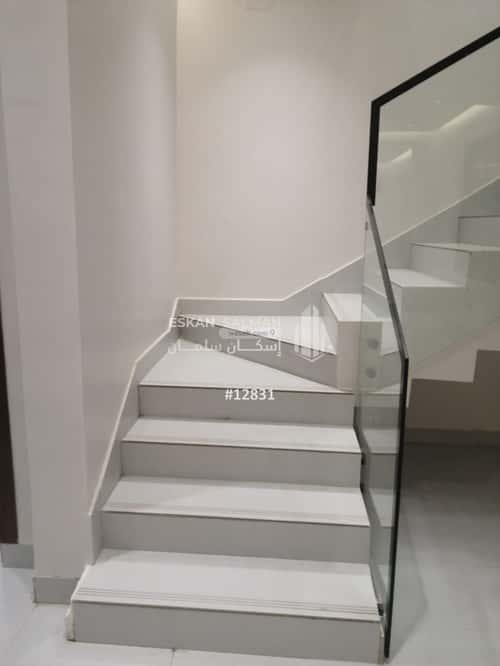 شقة 5 غرف في الجنادرية