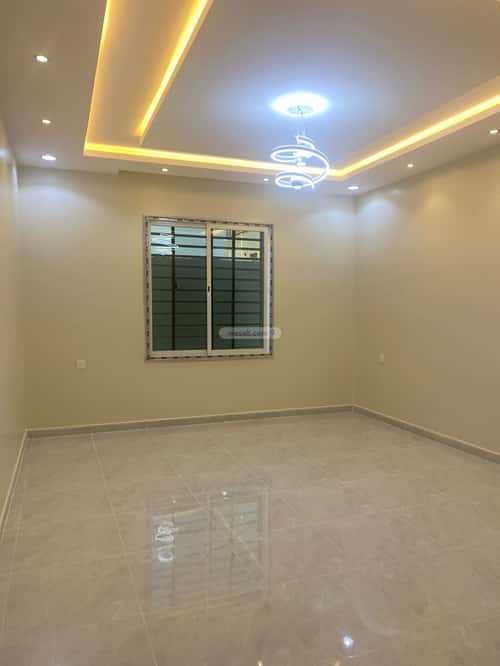 Floor 269.48 SQM with 6 Bedrooms Eatud Al Janubi, Khamis Mushayt