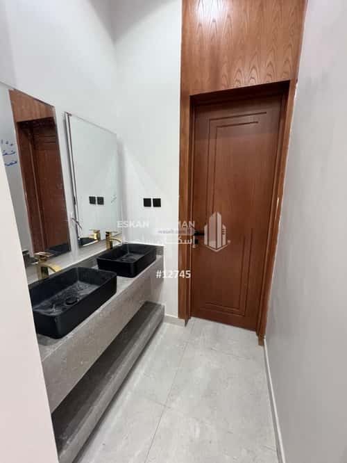 Villa 269.84 SQM Facing North West on 15m Width Street Al Janadriyah, East Riyadh, Riyadh