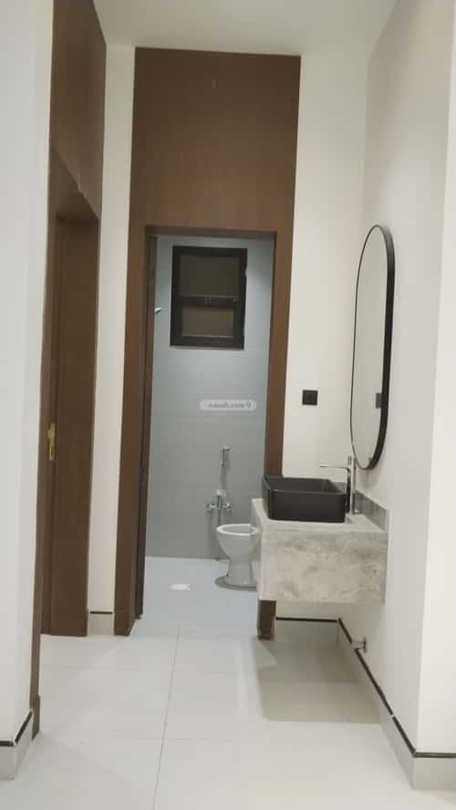 Floor 166.69 SQM with 6 Bedrooms Al Janadriyah, East Riyadh, Riyadh