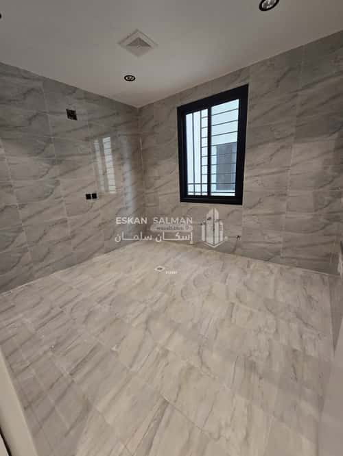 Floor 124.87 SQM with 6 Bedrooms Al- Nadwah, East Riyadh, Riyadh